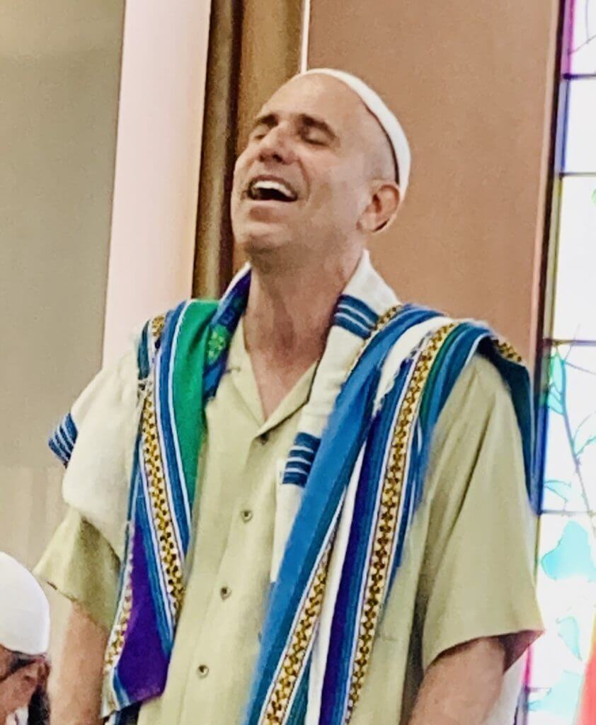 K’vod sharing Jewish spirituality through teaching, retreats, and counseling in the United States.